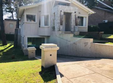 Casa · 177m² · 4 Ambientes · 1 Cochera · Venta Casa Pinamar Lasalle