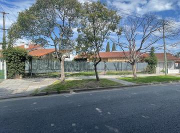 Casa · 300m² · 4 Ambientes · Casa en Venta en Adrogue, Almirante Brown