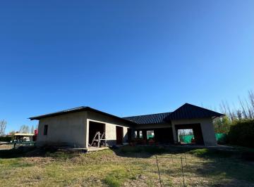 DKA-DKA-456_2 · Oportunidad Casa a Terminar Laguna Blanca Plottier