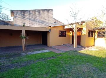 Casa · 290m² · 5 Ambientes · 1 Cochera · Casa en Venta - Ituzaingo Sur - Olivera Al 1700