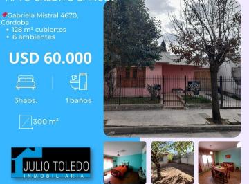 Casa de 5 ambientes, Córdoba · Apto Crédito Bancor en Villa Adela: Vendo Casa de 3 Dorm. con Patio