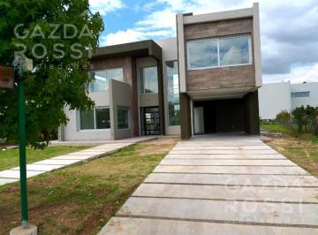 Casa · 190m² · 5 Ambientes · 2 Cocheras · Increíble Casa de Diseño Moderno a Estrenar en Los Naranjos