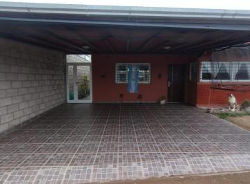 Casa · 143m² · 4 Ambientes · 2 Cocheras · Santa Rosa del Conlara, Excelente Casa 8 Años C/piscina