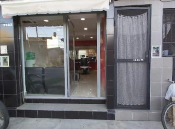 Local comercial de 2 ambientes, General San Martín · Local de Negocio Más Vivienda en Venta en Villa Maipú