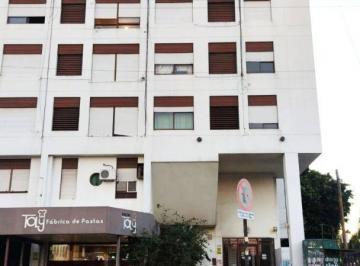 C21-094-90403_2 · Departamento 3 Ambientes 1 Dorm.. | 520 Entre 7 y 8