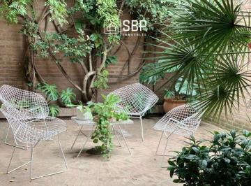 Casa de 10 ambientes, Córdoba · Apto Crédito - Vendo Casa en Urca de 4 Dorm. y Excelente Disposición