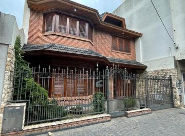 Casa de 4 ambientes, La Matanza · Importante Chalet en Venta en Pleno Centro de San Justo