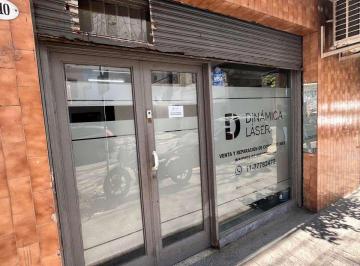 Local comercial , Almagro · Excelente y Super Amplio Local Al Frente / Fco. Acuña de Figueroa 810