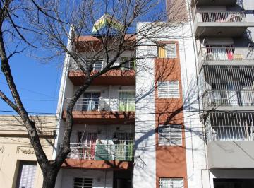 Departamento · 27m² · 2 Ambientes · Urquiza Al 3200 - Departamento de 1 Dormitorio en Rosario