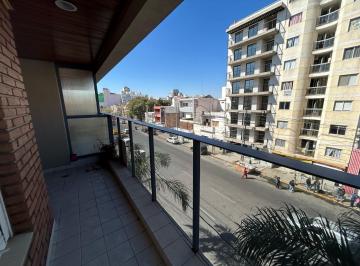 Departamento · 65m² · 4 Ambientes · Venta Depto 2 Dorm. Gral Paz. Edificio Betania 10