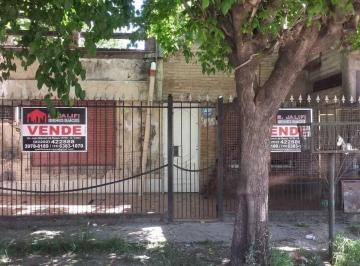 Casa de 5 ambientes, La Matanza · Venta Multifamilar 2 PH Gonzalez Catan
