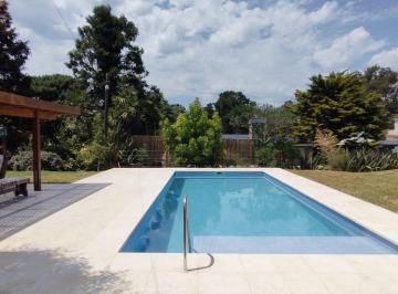 Casa · 265m² · 8 Ambientes · 2 Cocheras · Regia Casa Para Dos Familias en Pinamar