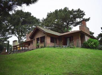 Casa · 150m² · 4 Ambientes · 2 Cocheras · Excelente Casa Para Vacacionar de Las Ninfas Al 1000