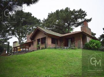Casa · 150m² · 4 Ambientes · 2 Cocheras · Excelente Casa Para Vacacionar de Las Ninfas Al 1000