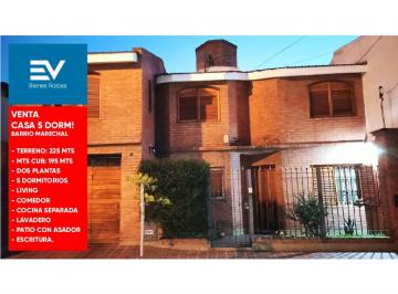Casa · 195m² · 15 Ambientes · 1 Cochera · Venta. Casa 5 Dorm.. B° Marechal. 225 m Terreno + 195 m Cub! Piscina. Recibo Permuta