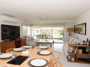 Casa · 190m² · 5 Ambientes · 2 Cocheras · Hermosa Casa Hacoaj Village 2 en Venta!