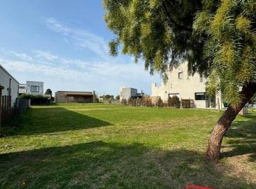 Terreno · 492m² · Terreno Lote en Venta en San Ramón, Pilar del Este, Pilar
