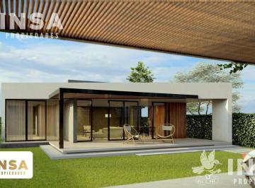 Casa · 195m² · 4 Ambientes · 2 Cocheras · Casa en Pozo en Barrio Privado Gran Boedo