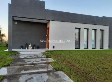 Casa · 120m² · 4 Ambientes · 2 Cocheras · Casa en Venta en Canning Barrio San Lucas