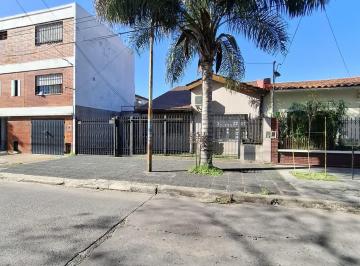 general-san-martin-villa-maipu-venta-chalet-4-ambientes · Chalet 4 Amb con Garage y Parque