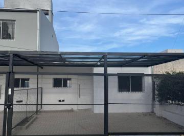 Departamento de 3 ambientes, Córdoba · Alquilo Dpto en Padre Claret 2 Dorm + Cochera y Patio
