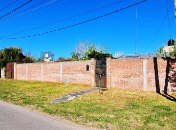Terreno · 40m² · 1 Dormitorio · Terreno de 990 m² en Calle 98 E/ 11 y 12 con Casa de Una Habitación