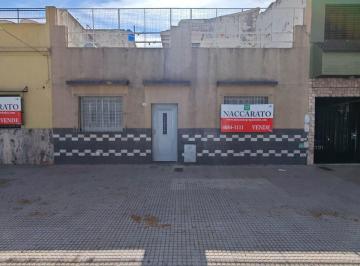 Casa de 5 ambientes, Villa Luro · Casa 5 Amb en 2 Ptas Patio Tza