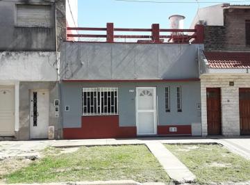 Casa · 53m² · 2 Ambientes · Venta - Casa - 1dormitorio - Jorge Cura - Rosario