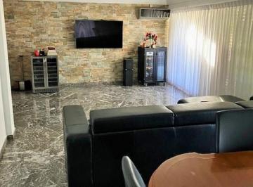 Departamento de 5 ambientes, Barracas · Brandsen Al 1300