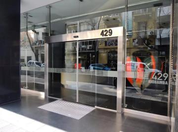 Departamento · 38m² · 1 Ambiente · Monoambiente en Alquiler - Balvanera - Edificio de Categoria - Vigilancia 24 Hs