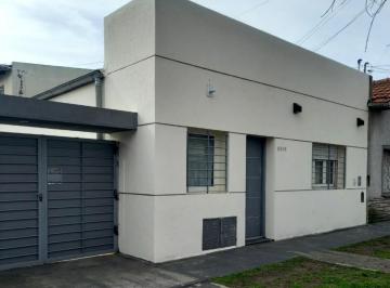 PH · 52m² · 3 Ambientes · 1 Cochera · Venta PH 3 Amb con Cochera y Patio