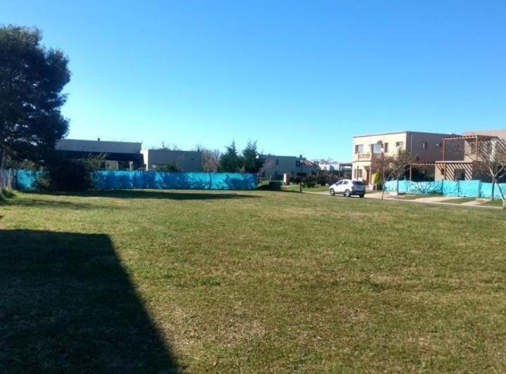 Terreno · 809m²