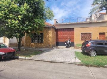Depósito de 5 ambientes, Lomas de Zamora · Venta en Block, Galpón de Loza + Casa de 5 Ambiente