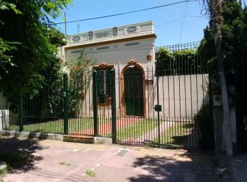 Casa de 3 ambientes, Lanús · Casa Antigua Gran Lote