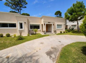 STT-STT-46_2 · Alquiler Casa 3 Dorm + Pileta en Barrio Alamos