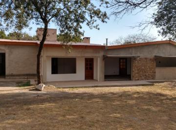 Casa de 3 ambientes, La Población · Hermosa Casa con Detalles a Terminar en La Población