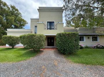 Casa · 450m² · 7 Ambientes · 3 Cocheras · Venta Casa Oportunidad! - Quebradas Villa Rural, Baradero