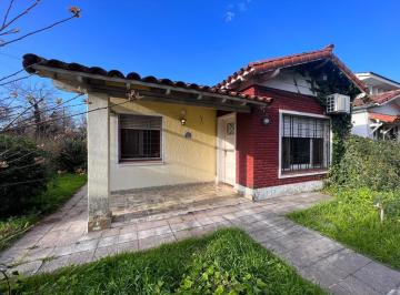 RLD-RLD-2370_2 · Casa 3 Ambientes. | Curtis Al 6900