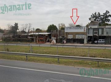 Terreno · 130m² · Venta de Lote con Mejoras Sobre Acceso Oeste - Moreno