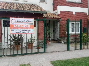 Casa de 4 ambientes, Mar del Plata · Chalet en Venta! Retasado!