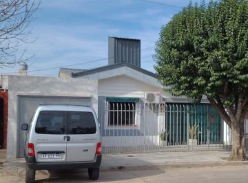 Casa de 2 ambientes, Córdoba · Casa en Venta Calle Bernis