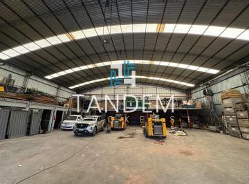 Bodega-Galpón · 1070m² · Excelente Galpón a m de General Paz en Predio Cerrado con Vigilancia Las 24 Hs