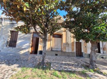 Casa · 109m² · 3 Ambientes · Casa en Venta Campana