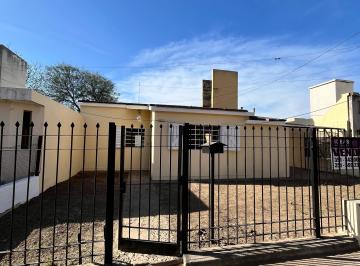 Casa de 2 ambientes, Córdoba · Vendo Hermosa Casa Rene Favaloro - Apto Credito Bancor