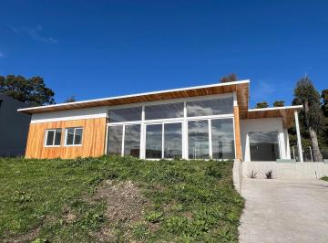 Casa · 173m² · 4 Ambientes · Casa en Rumencó Joven