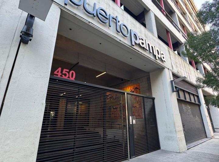 Venta Loft 3 Ambientes con Balcón en Distrito de Las Artes / Full Amenities