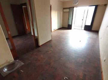 Departamento · 90m² · 5 Ambientes · Departamento de 5 Ambientes en Venta con Terraza Sobre Av Maipu. Vicente Lopez