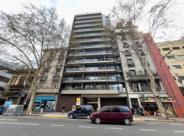 Departamento de 3 ambientes, Almagro · Hermoso 3 Amb Lleno de Luz con Terraza Propia