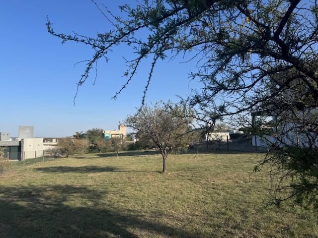 Terreno · 1100m²