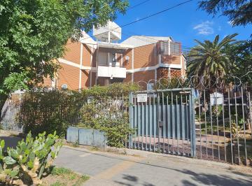 Departamento de 6 ambientes, Las Heras · Peru/pasteur